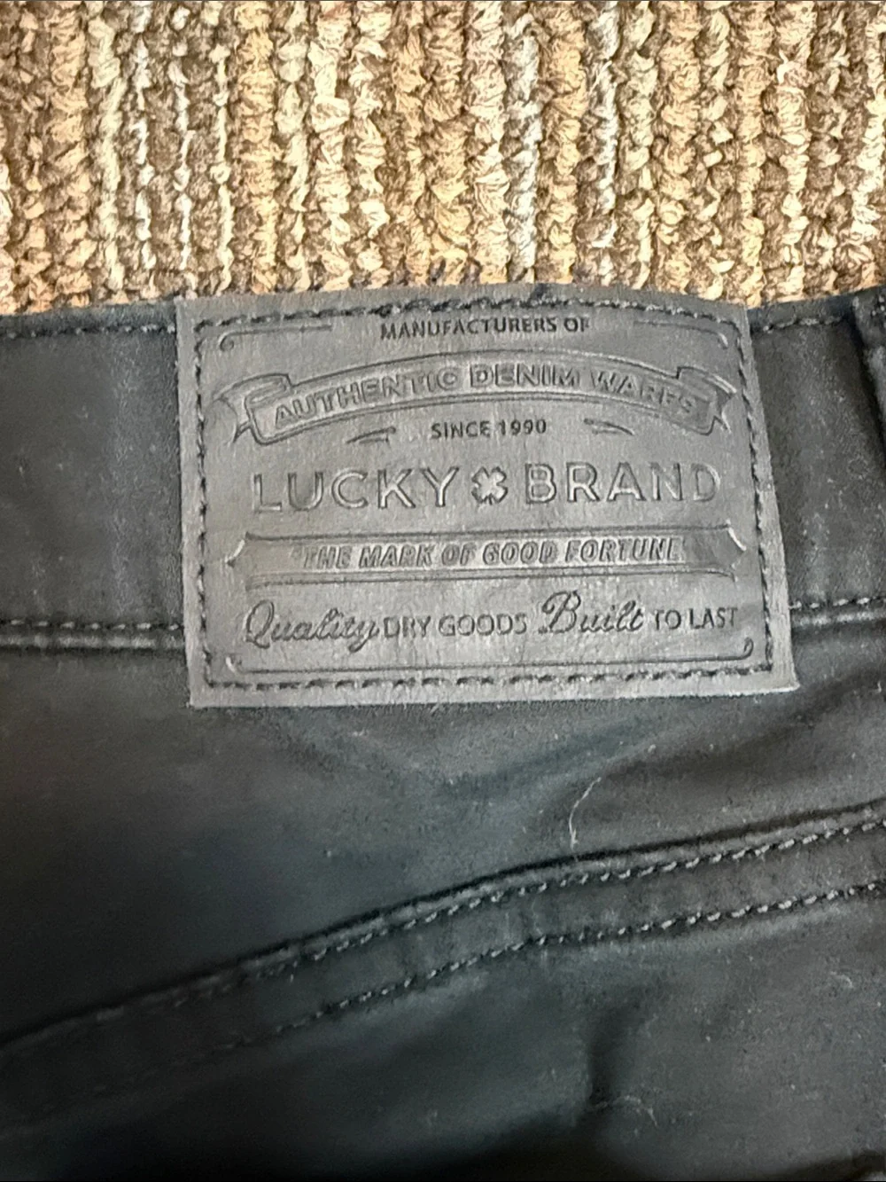 Lucky Brand 121 Slim Straight Black Men's Khakis